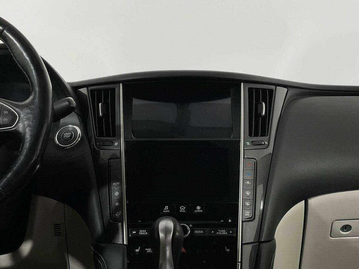 Купить Infiniti Q50, 2015, 131 000 км, фото №12