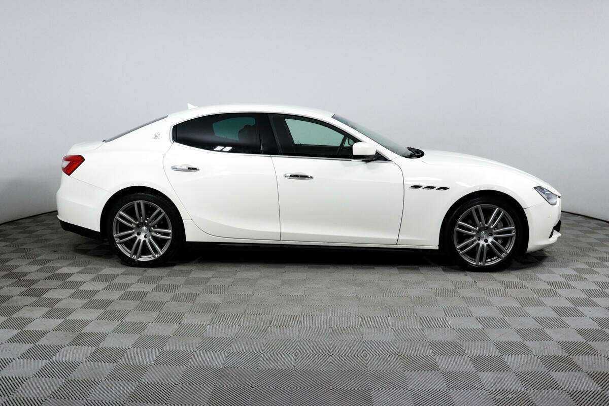 Купить Maserati Ghibli, 2014, 107 809 км, фото №4