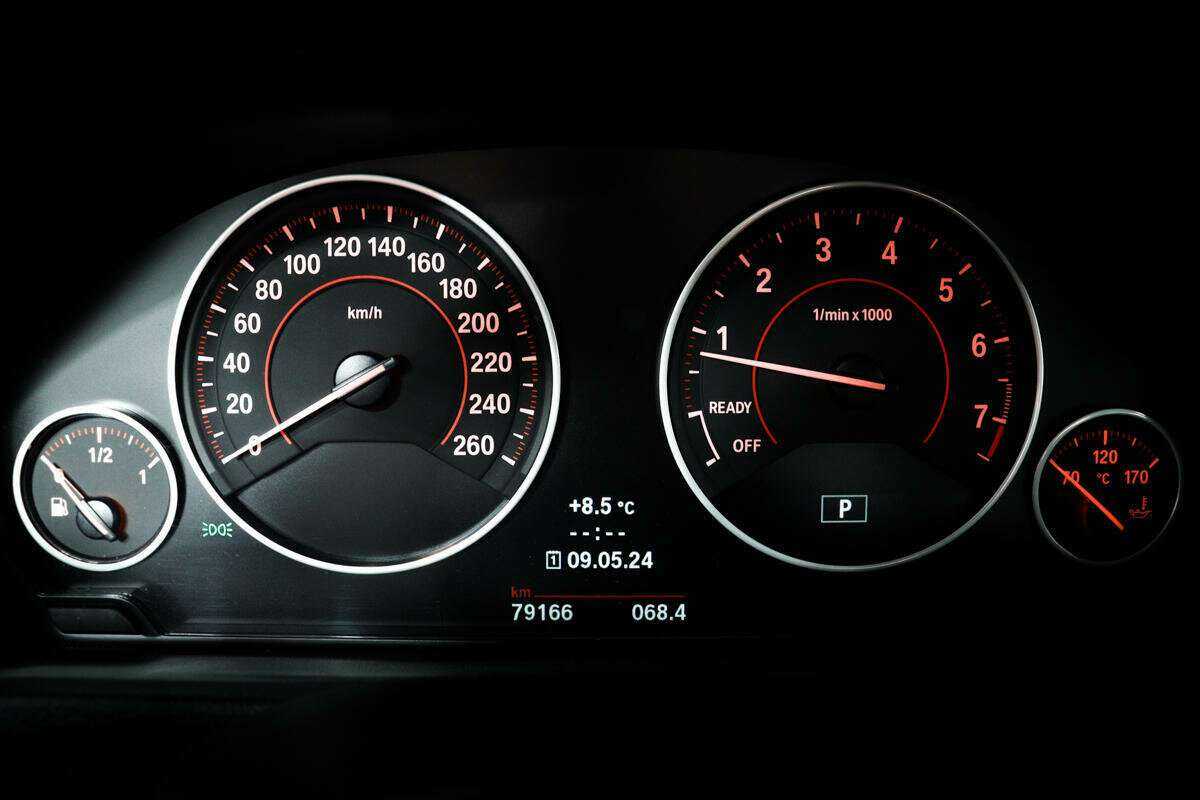 Купить BMW 4 серии 420i, 2014, 79 165 км, фото №10