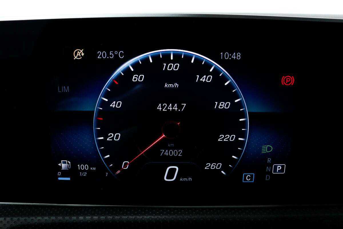 Купить Mercedes-Benz CLA 200, 2019, 73 950 км, фото №10