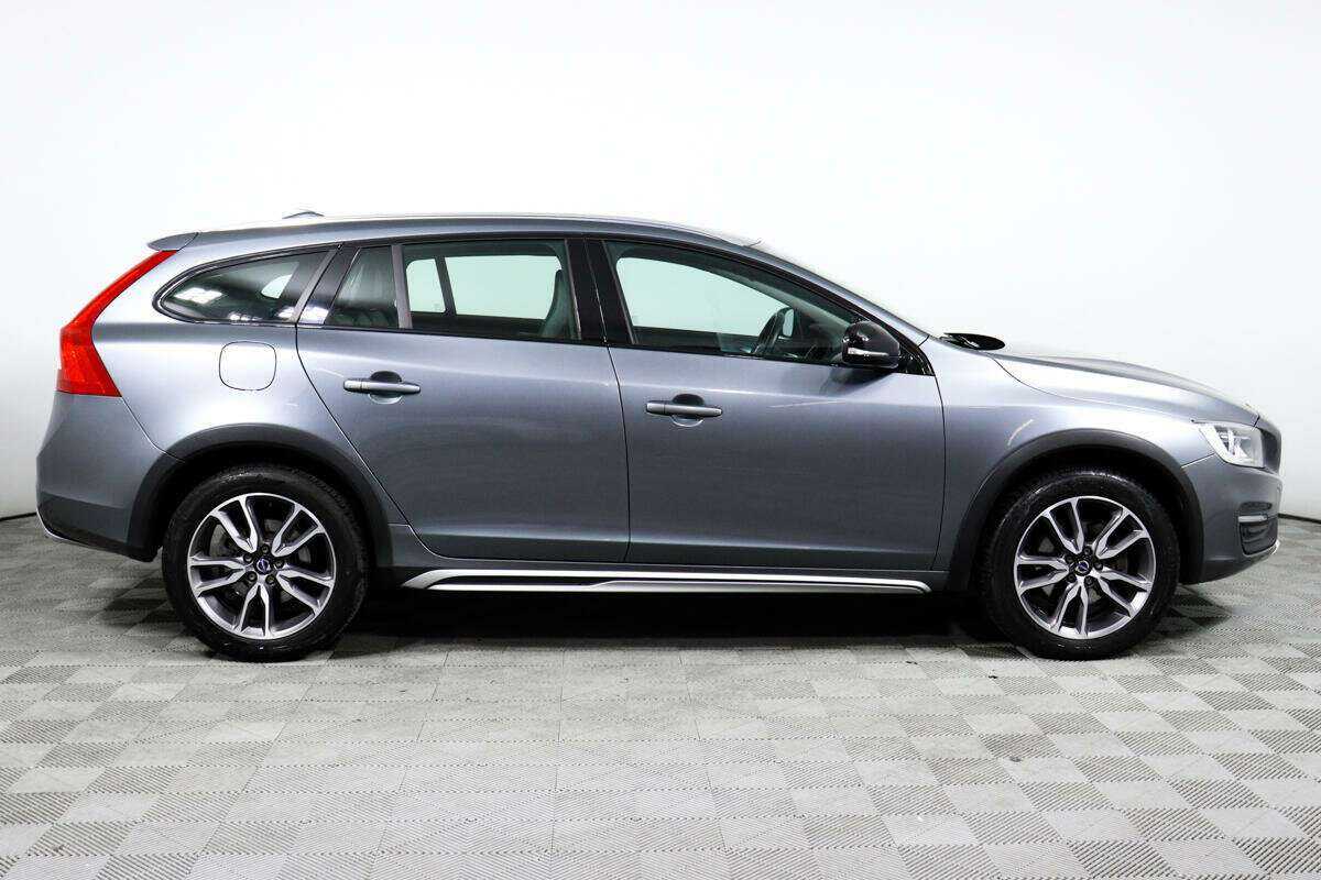 Купить Volvo V60 Cross Country, 2018, 150 380 км, фото №4