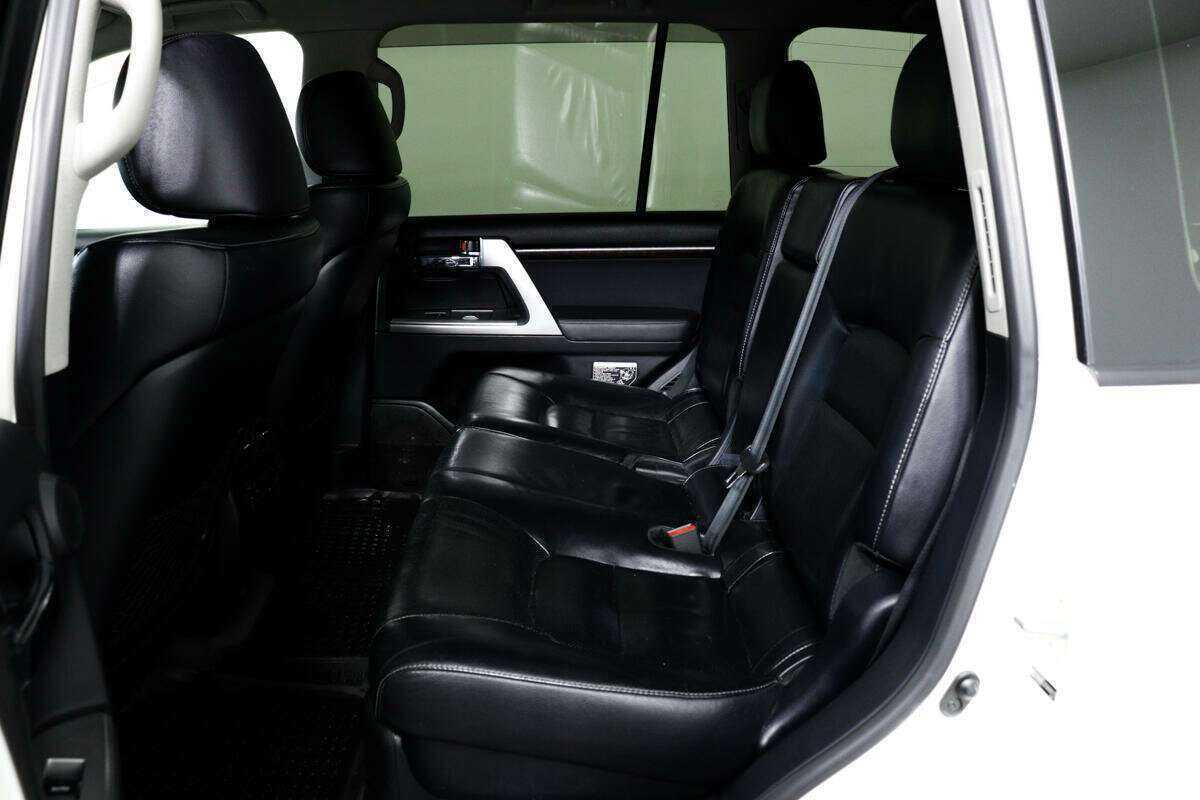 Купить Toyota Land Cruiser, 2012, 180 341 км, фото №12