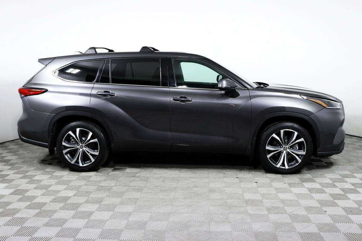 Купить Toyota Highlander, 2021, 52 611 км, фото №4