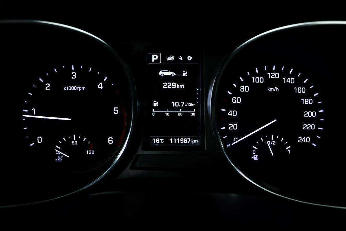 Купить Hyundai Santa Fe Grand, 2016, 111 966 км, фото №10