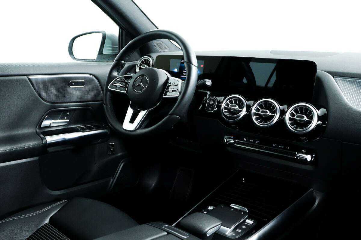 Купить Mercedes-Benz GLA 200, 2020, 32 987 км, фото №9