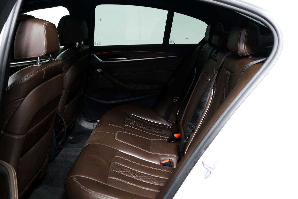 Купить BMW 5 серии 520d xDrive, 2019, 137 614 км, фото №12