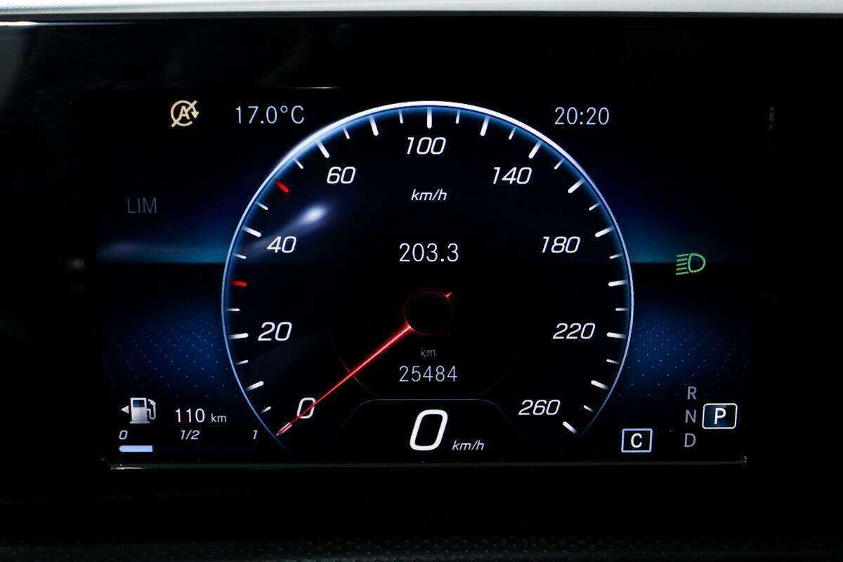 Купить Mercedes-Benz A-Класс 200, 2020, 25 479 км, фото №9