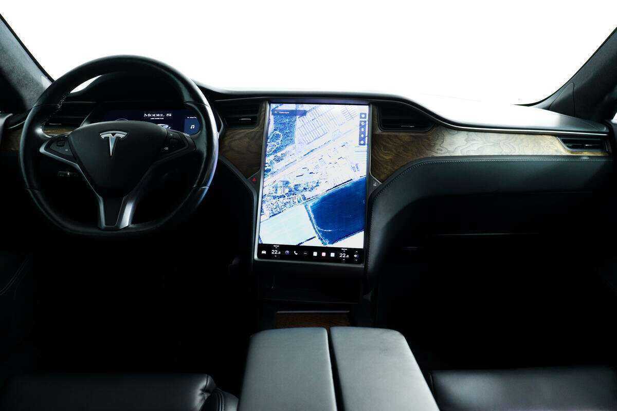 Купить Tesla Model S Long Range Plus, 2020, 22 003 км, фото №11