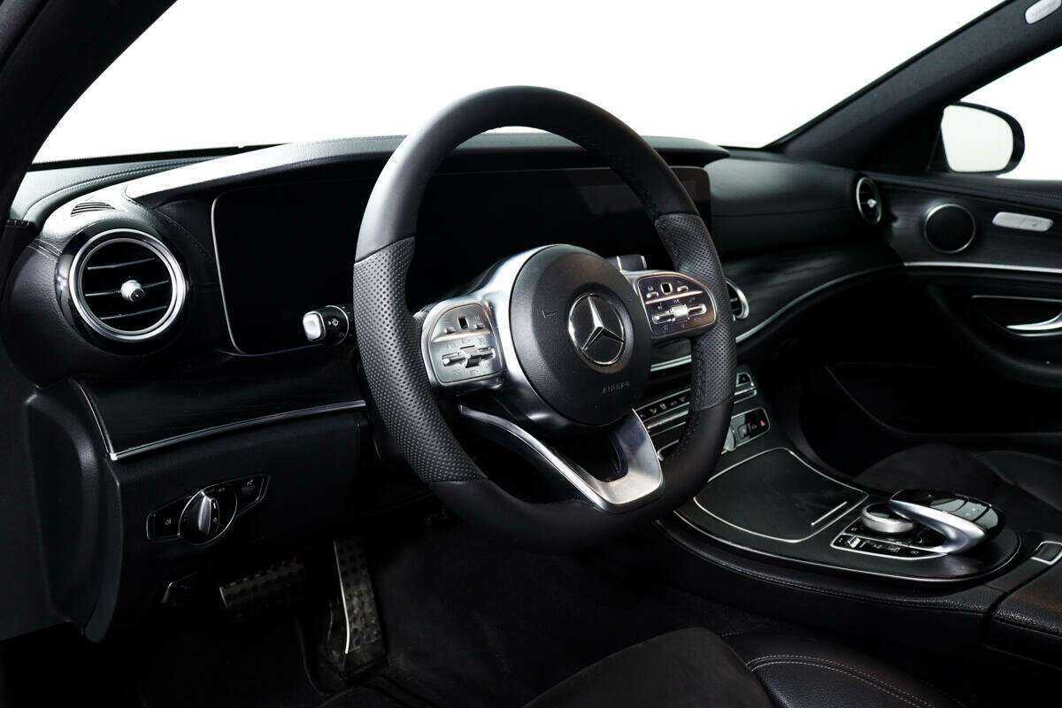 Купить Mercedes-Benz E-Класс 220 d, 2019, 91 770 км, фото №13
