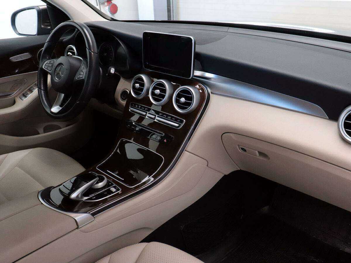 Купить Mercedes-Benz GLC 250, 2015, 36 210 км, фото №7