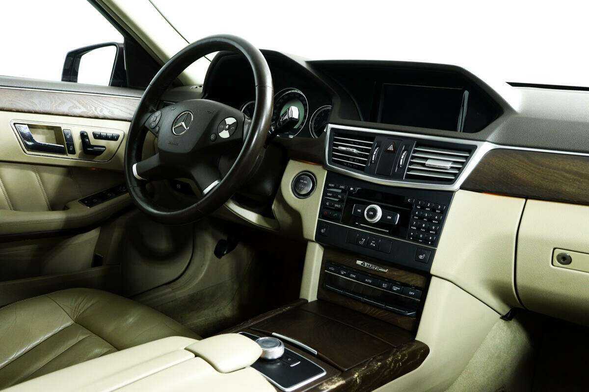 Купить Mercedes-Benz E-Класс 350, 2011, 169 056 км, фото №8