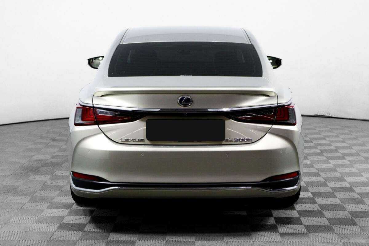 Купить Lexus ES 300h, 2018, 90 630 км, фото №6