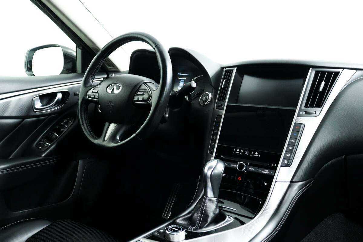 Купить Infiniti Q50, 2016, 108 118 км, фото №9