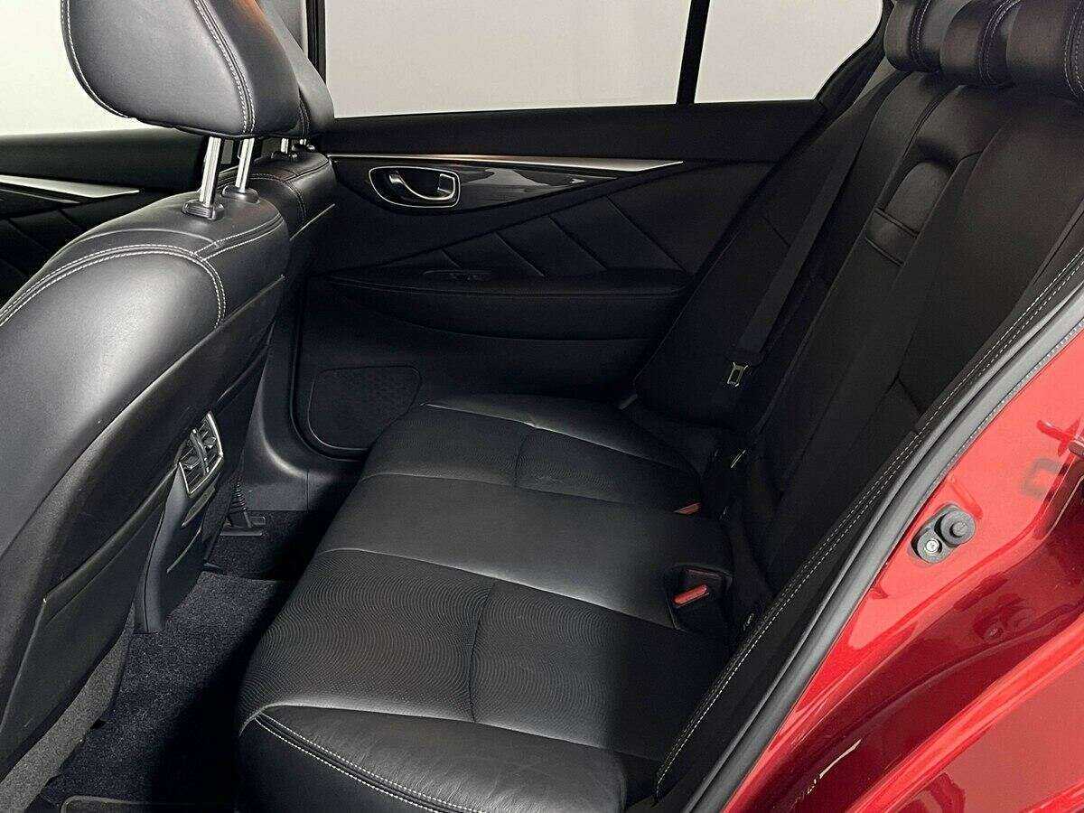 Купить Infiniti Q50, 2015, 111 573 км, фото №8