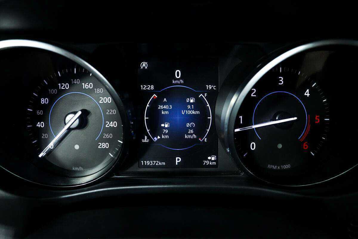 Купить Jaguar F-Pace, 2017, 118 180 км, фото №10