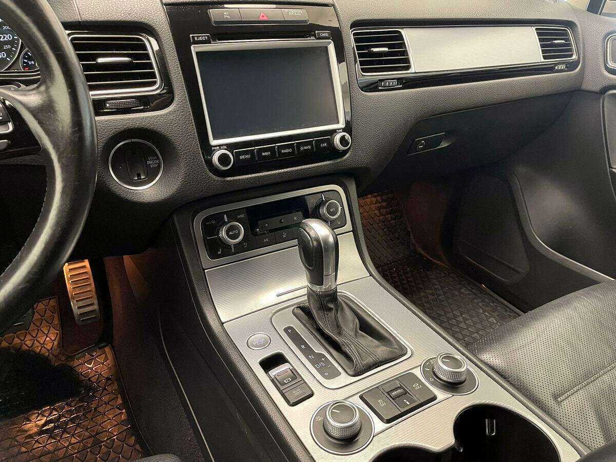 Купить Volkswagen Touareg, 2015, 166 892 км, фото №18