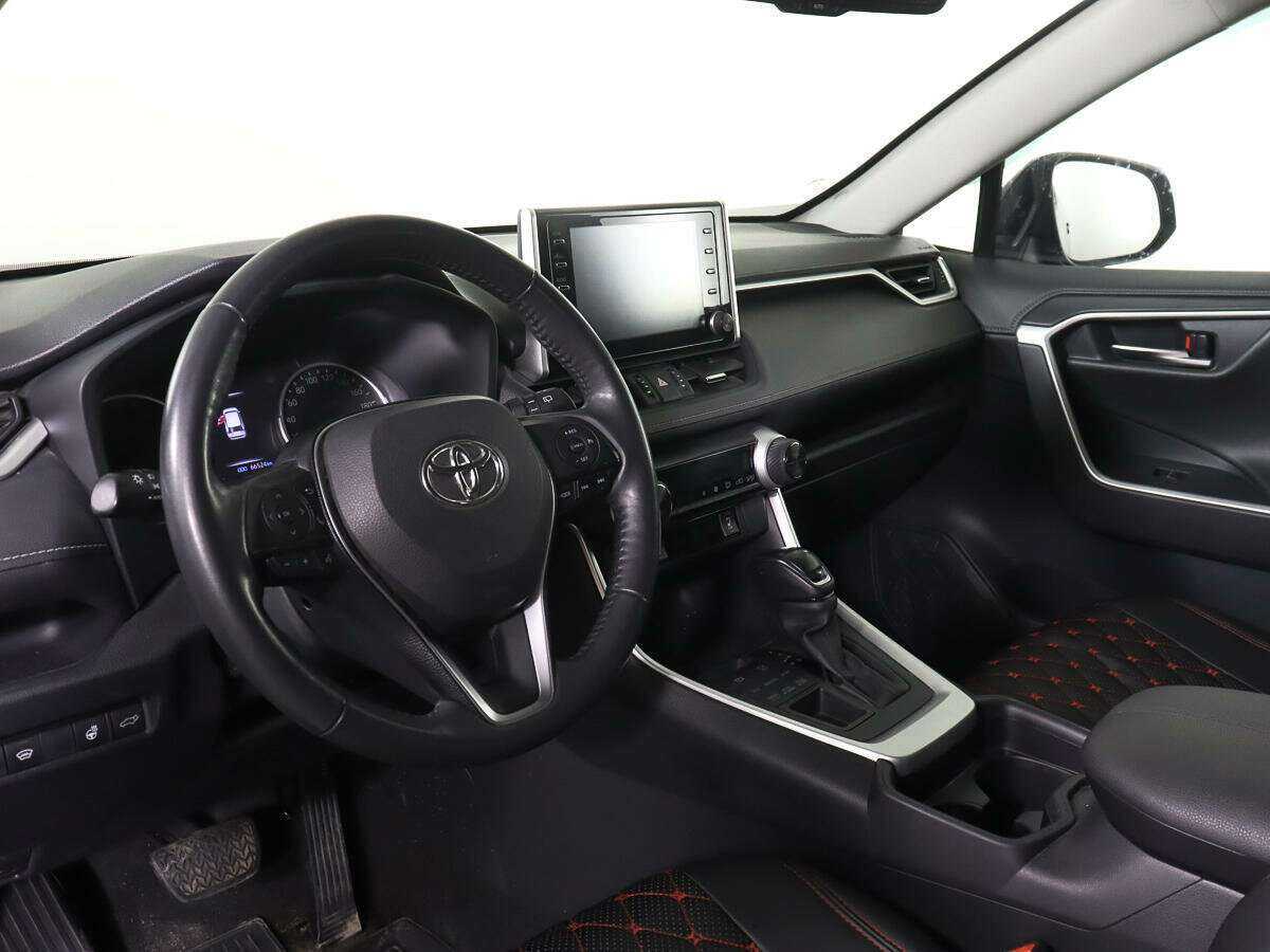 Купить Toyota RAV4, 2021, 66 000 км, фото №13