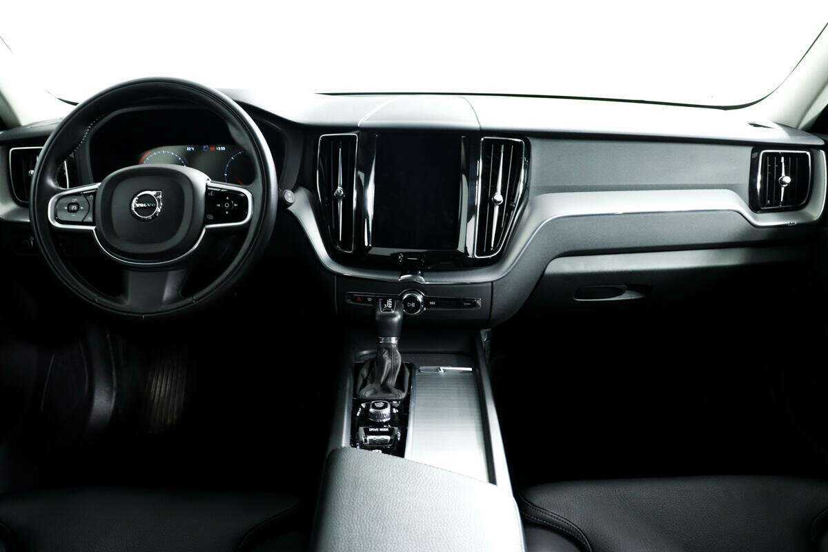 Купить Volvo XC60, 2018, 76 600 км, фото №11