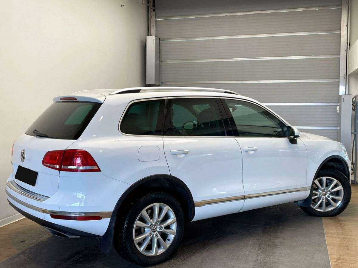 Купить Volkswagen Touareg, 2015, 98 856 км, фото №4