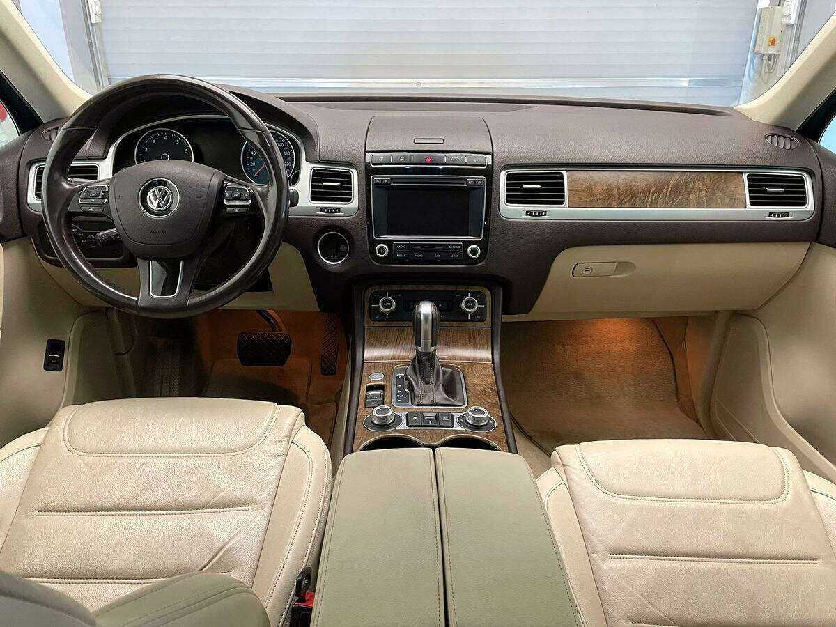 Купить Volkswagen Touareg, 2015, 98 856 км, фото №9