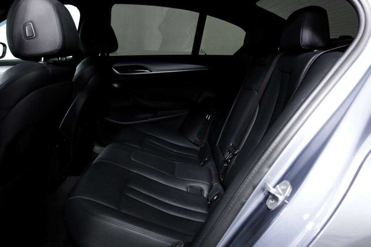 Купить BMW 5 серии 520i, 2019, 129 486 км, фото №12