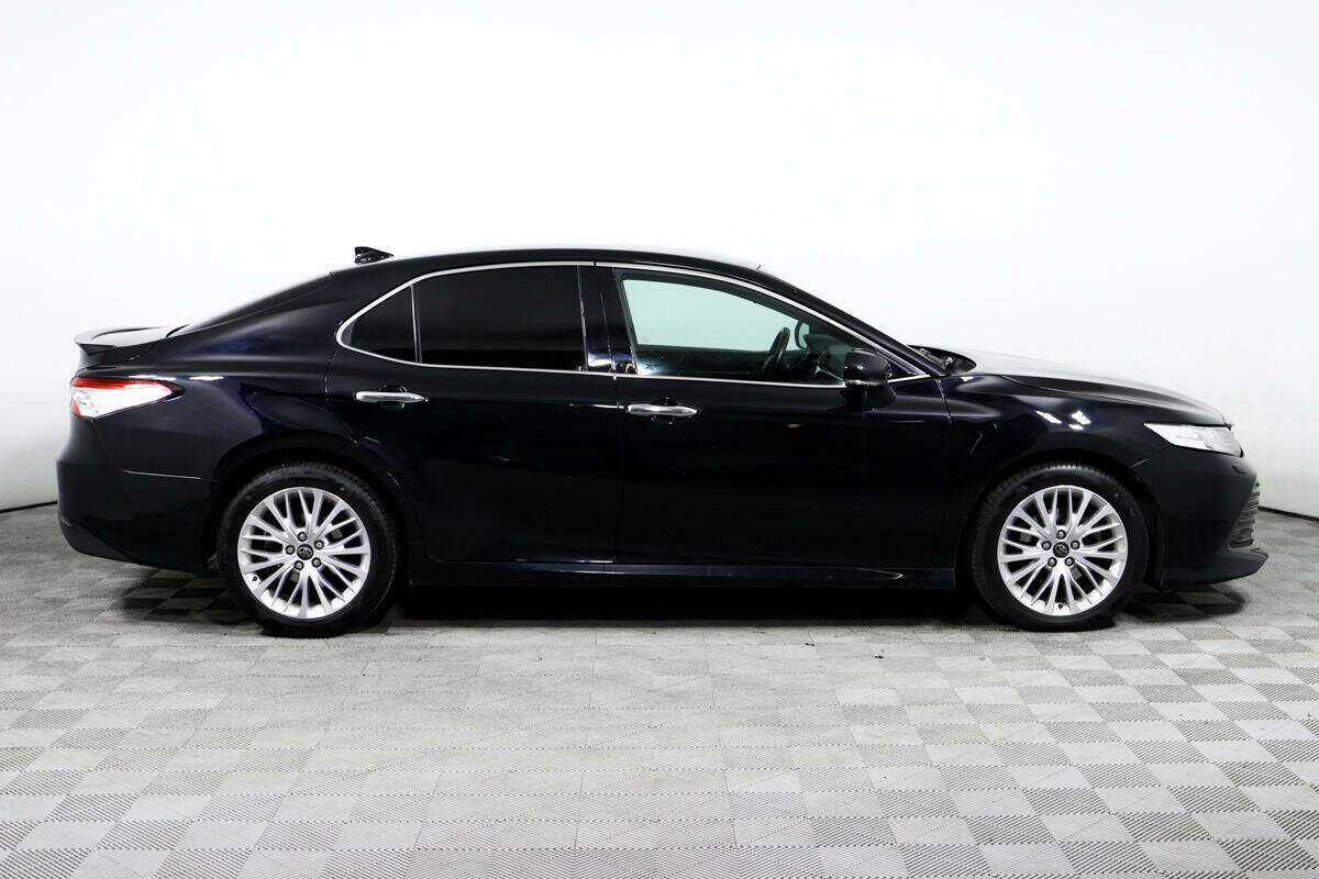 Купить Toyota Camry, 2018, 129 817 км, фото №4