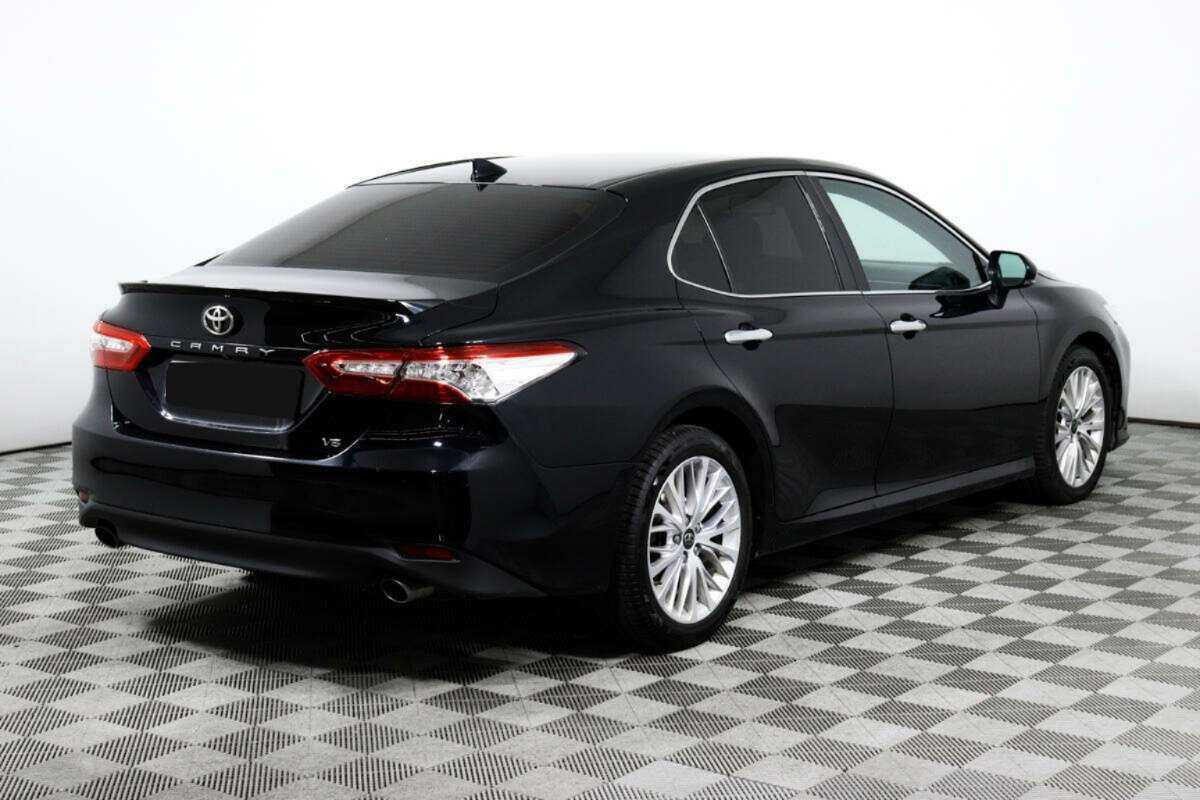Купить Toyota Camry, 2018, 129 817 км, фото №5