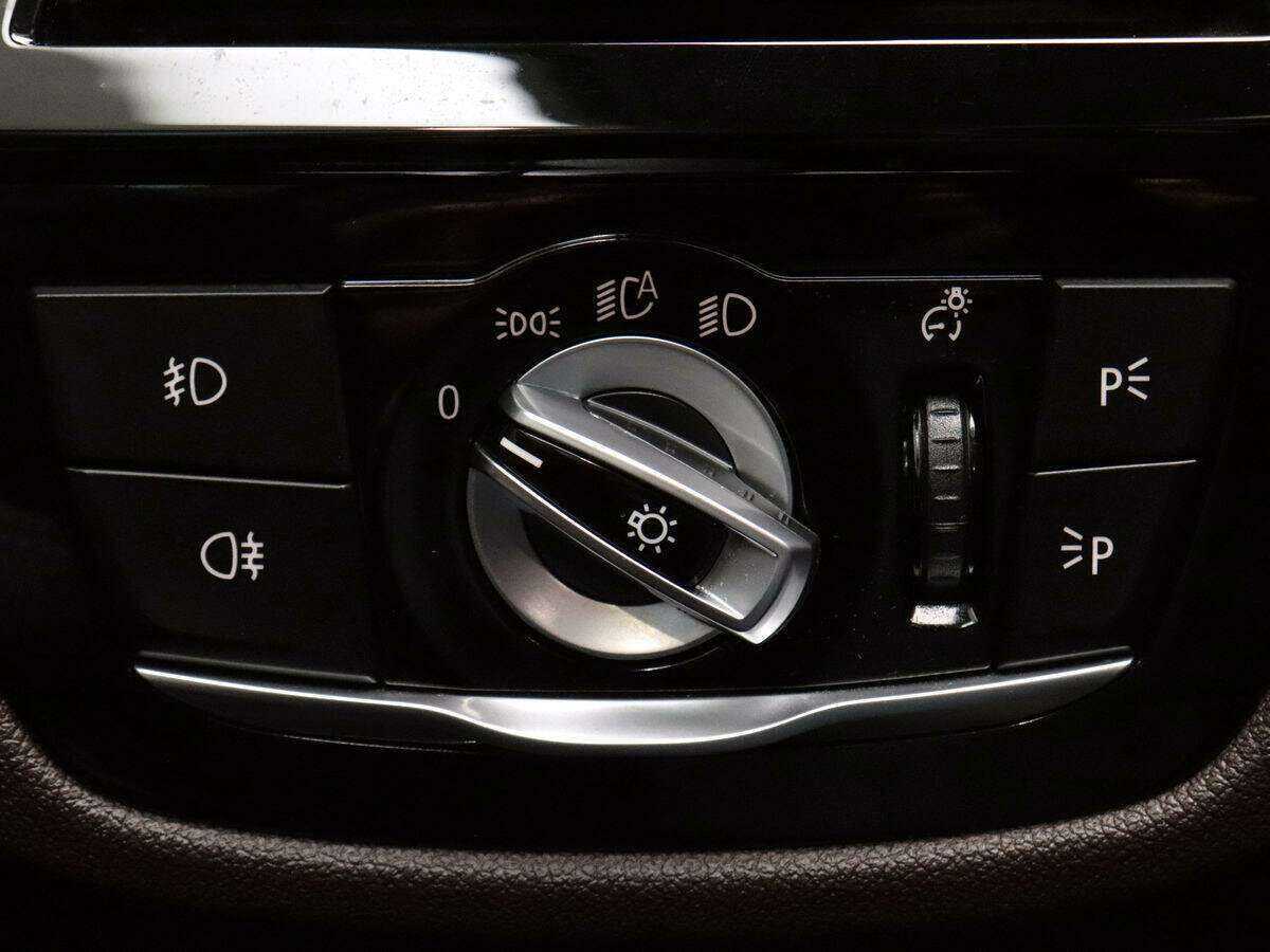 Купить BMW 5 серии 530d xDrive, 2020, 60 583 км, фото №14