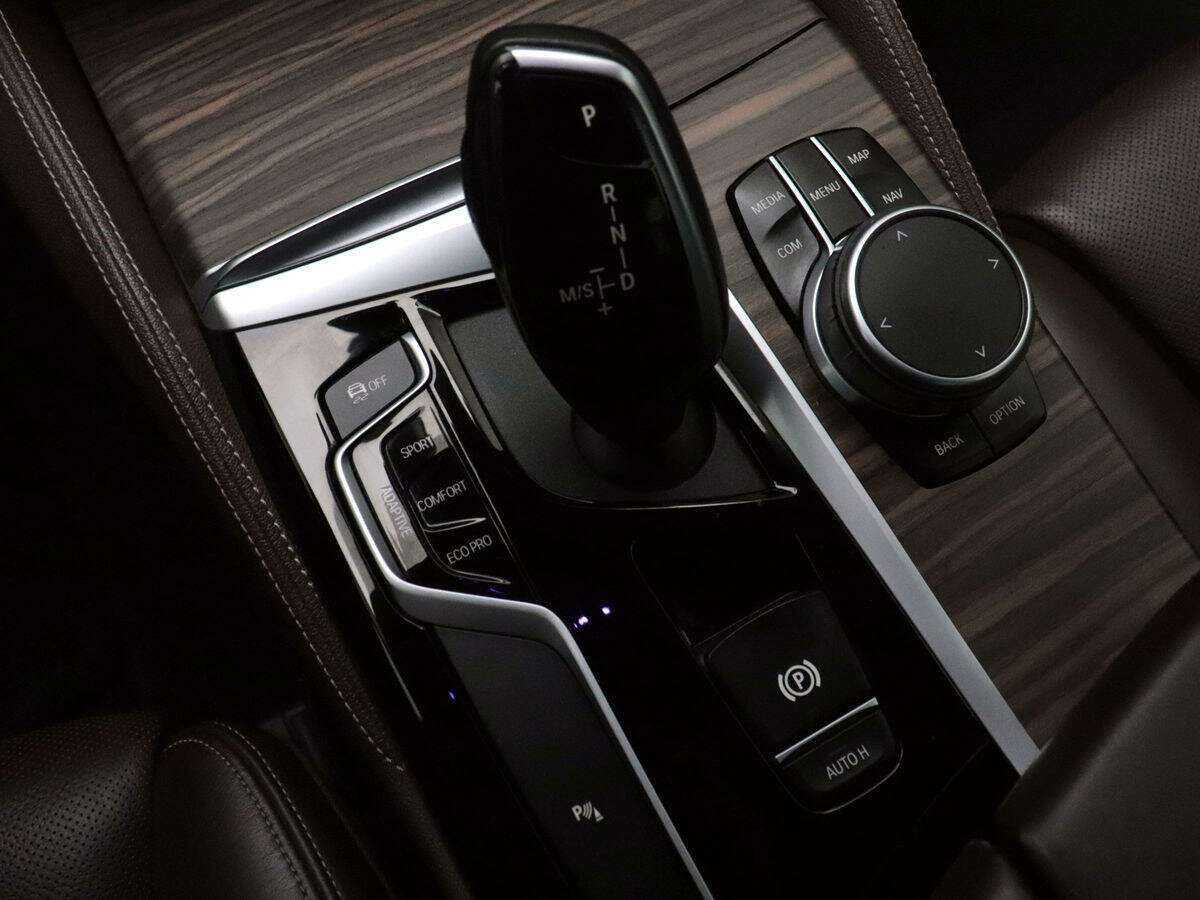 Купить BMW 5 серии 530d xDrive, 2020, 60 583 км, фото №17