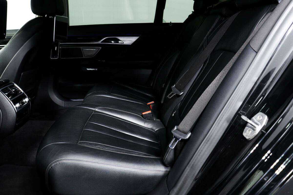 Купить BMW 7 серии 730d xDrive, 2017, 215 000 км, фото №12