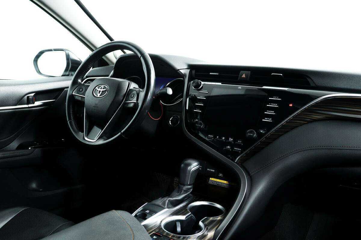 Купить Toyota Camry, 2018, 99 667 км, фото №9