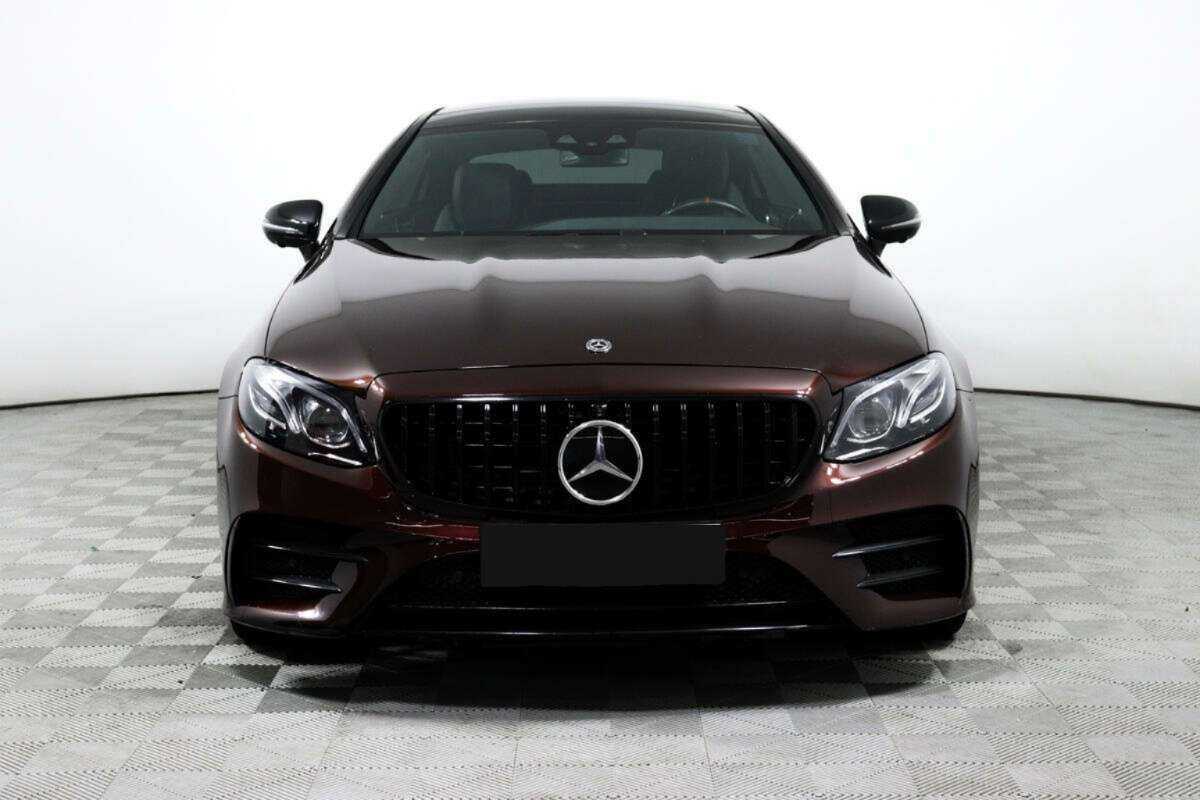 Mercedes-Benz E-Класс AMG