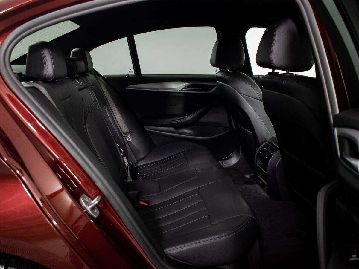 Купить BMW 5 серии 520i, 2022, 56 360 км, фото №7