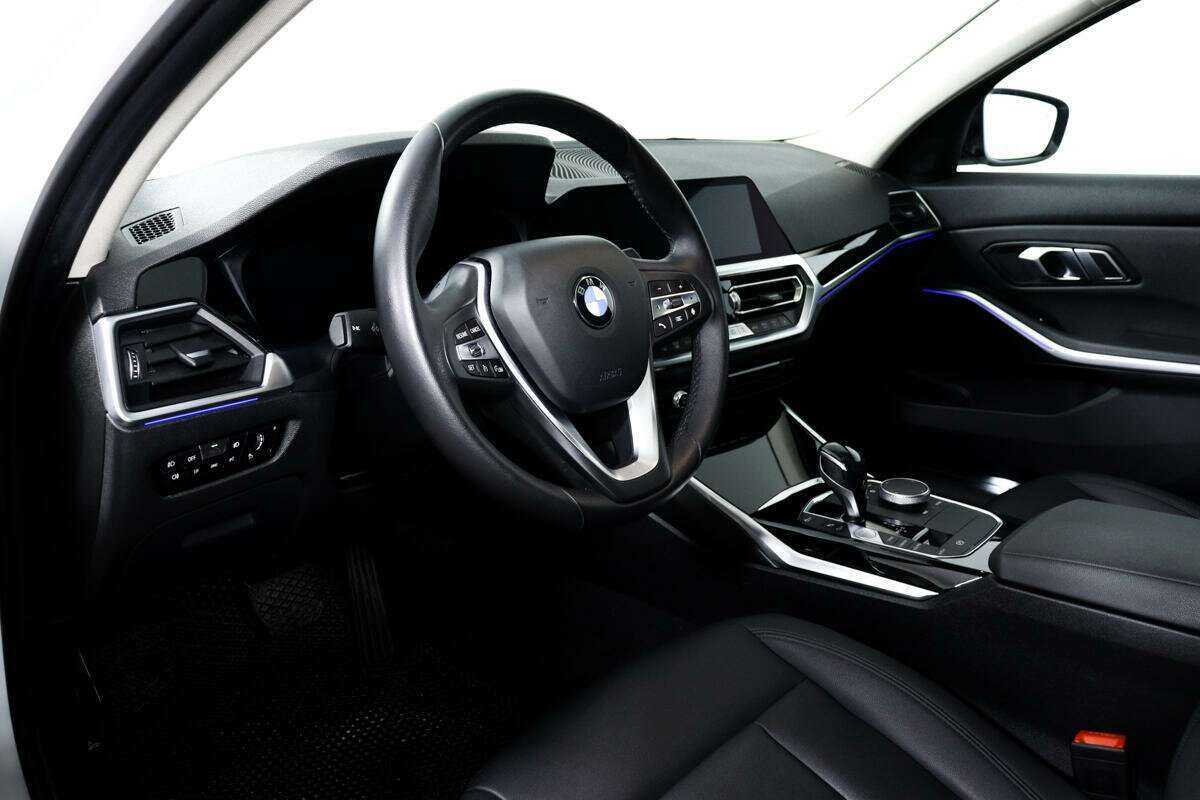 Купить BMW 3 серии 320d, 2019, 30 000 км, фото №11
