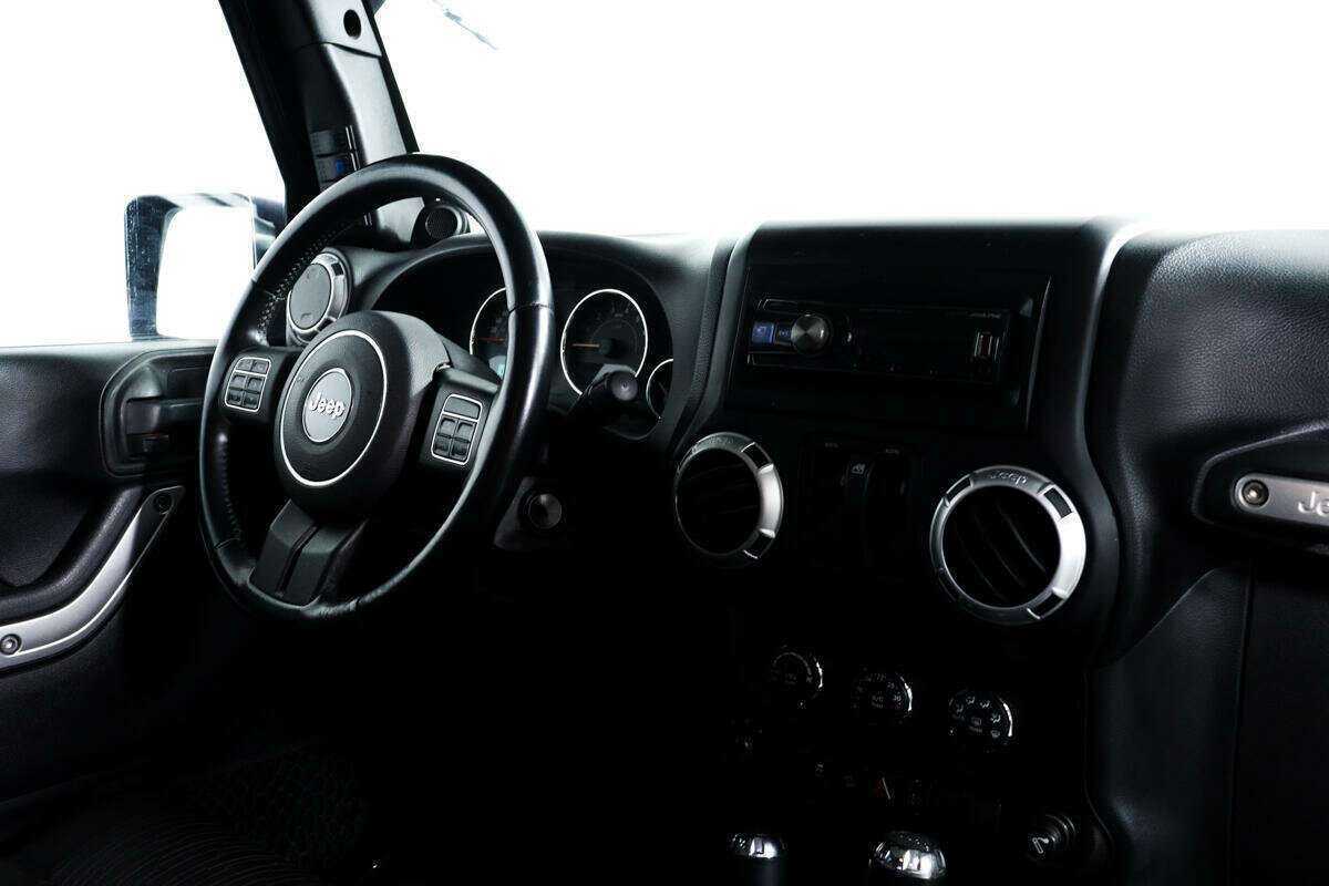 Купить Jeep Wrangler, 2012, 83 328 км, фото №7