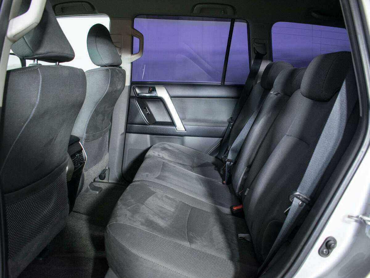 Купить Toyota Land Cruiser Prado, 2011, 84 721 км, фото №10