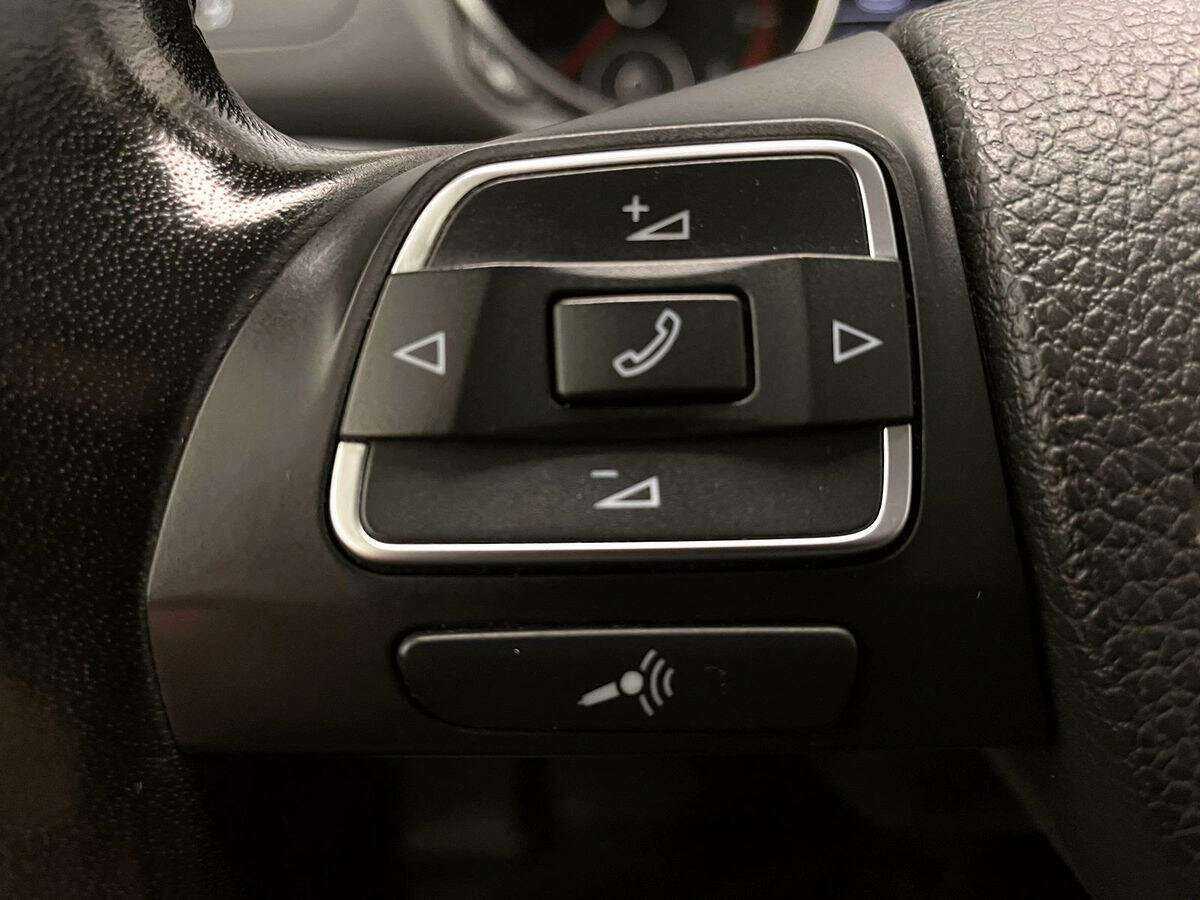 Купить Volkswagen Golf, 2010, 81 781 км, фото №11