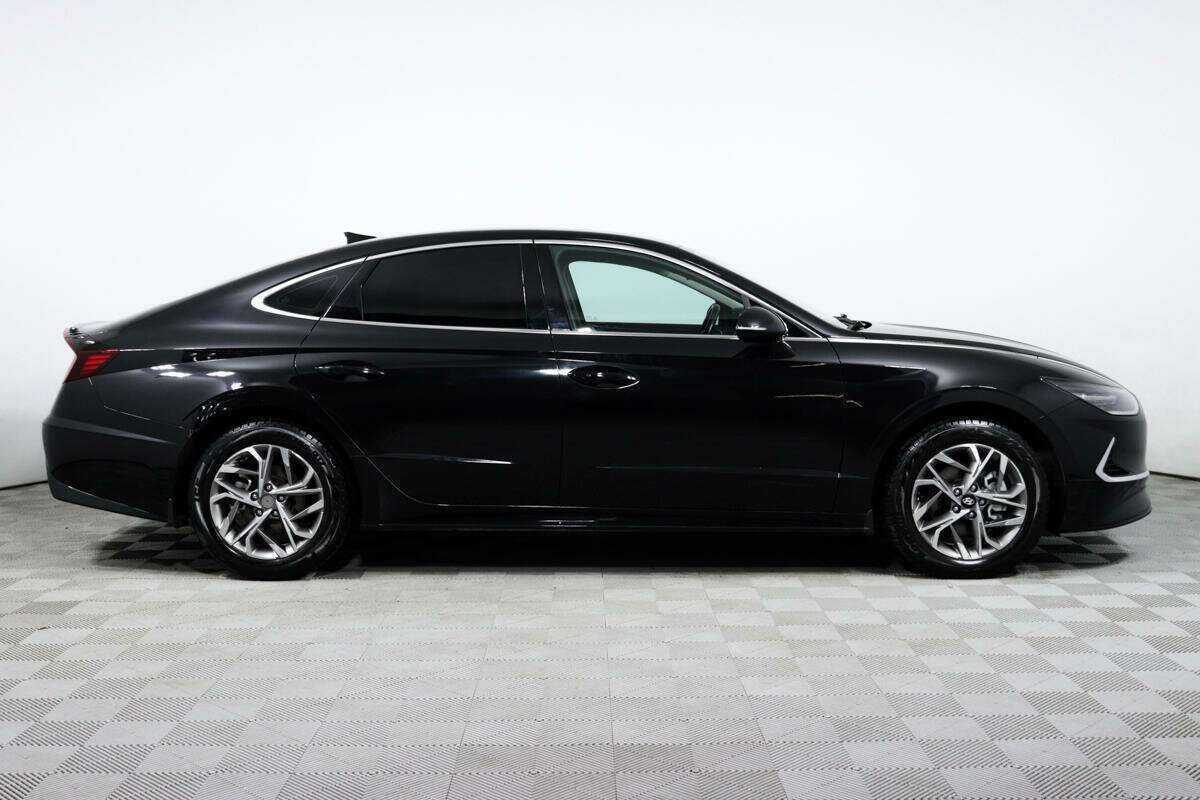 Купить Hyundai Sonata, 2021, 67 300 км, фото №4