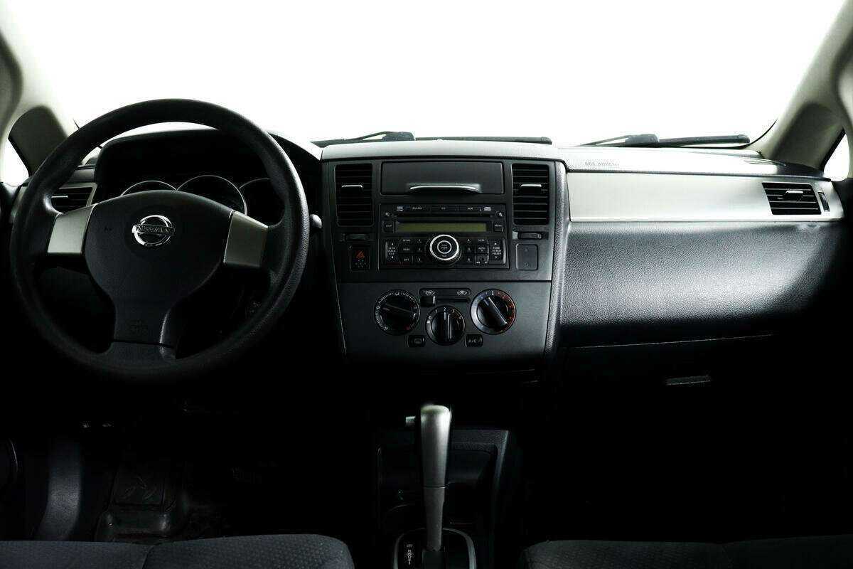 Купить Nissan Tiida, 2010, 180 403 км, фото №11