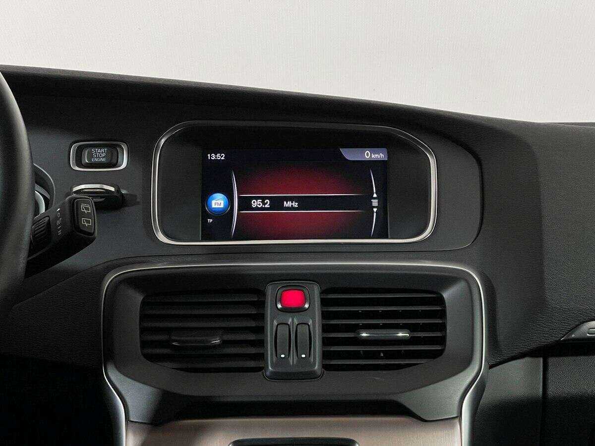 Купить Volvo V40 Cross Country, 2018, 59 138 км, фото №12