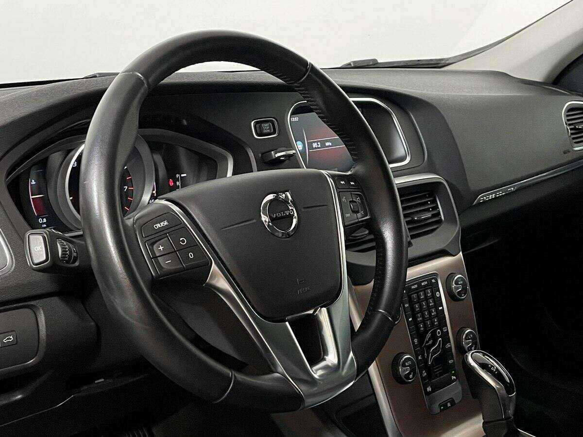 Купить Volvo V40 Cross Country, 2018, 59 138 км, фото №14