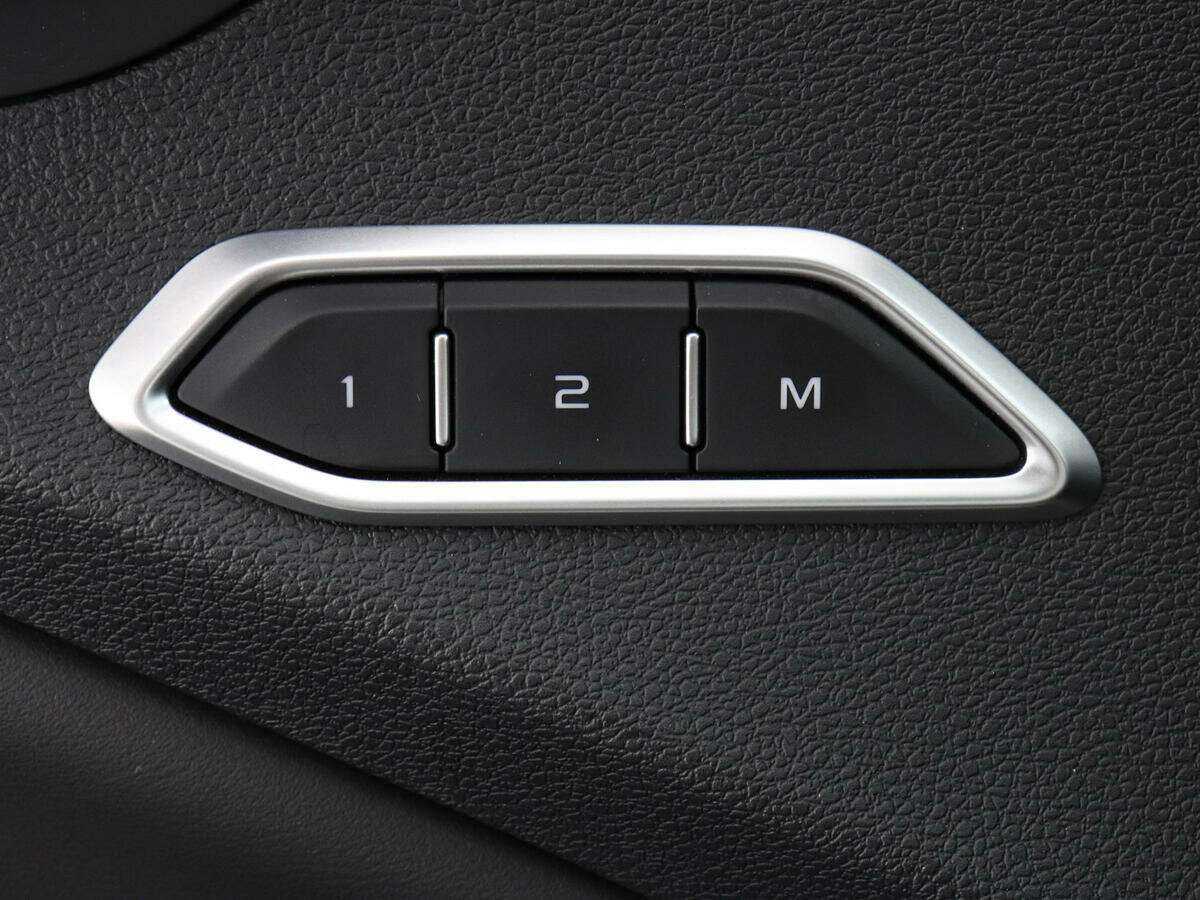 Купить Geely Tugella, 2023, 12 300 км, фото №17