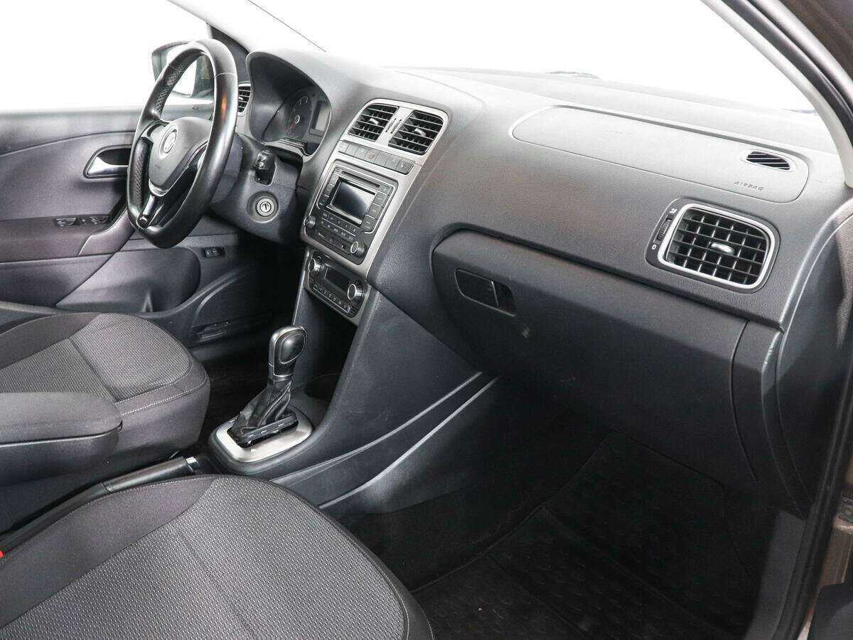 Купить Volkswagen Polo, 2016, 151 842 км, фото №9