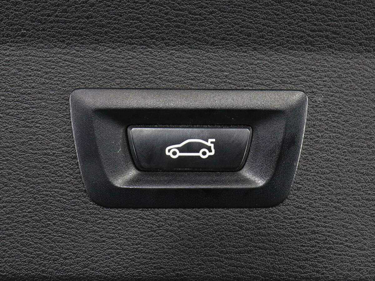 Купить BMW X1 18d xDrive, 2020, 68 292 км, фото №12