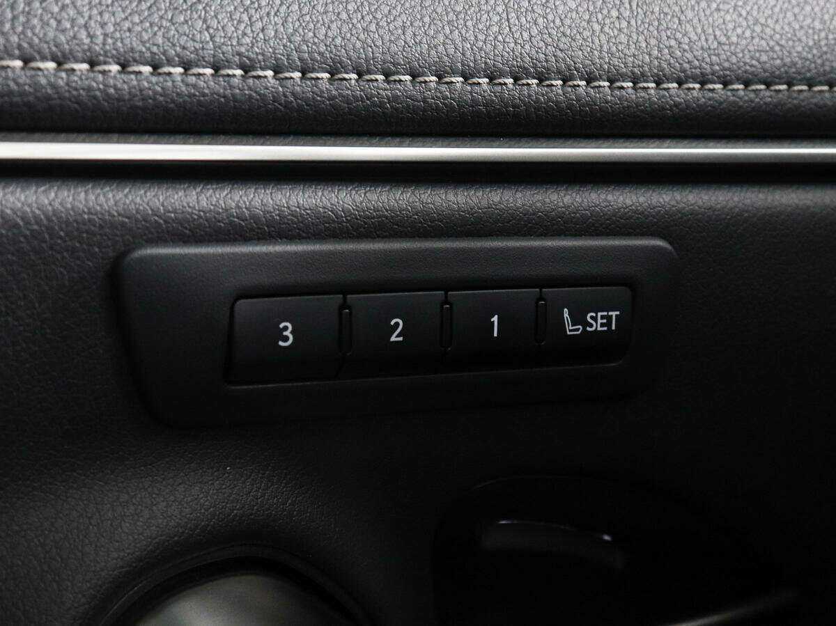 Купить Lexus ES 250, 2019, 71 650 км, фото №14