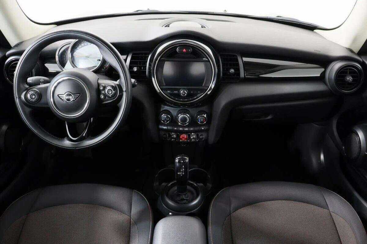 Купить Mini Hatch Cooper, 2018, 56 435 км, фото №11