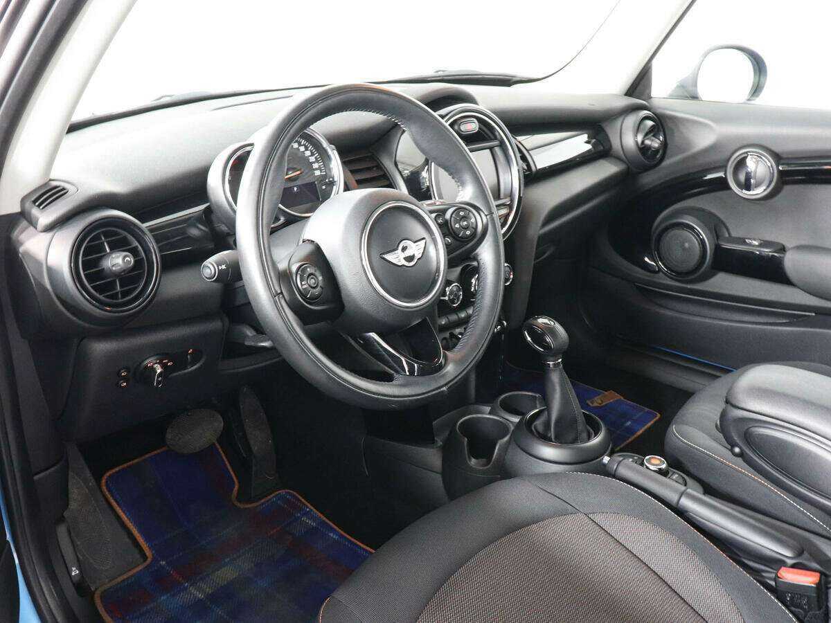Купить Mini Hatch Cooper, 2018, 23 428 км, фото №8