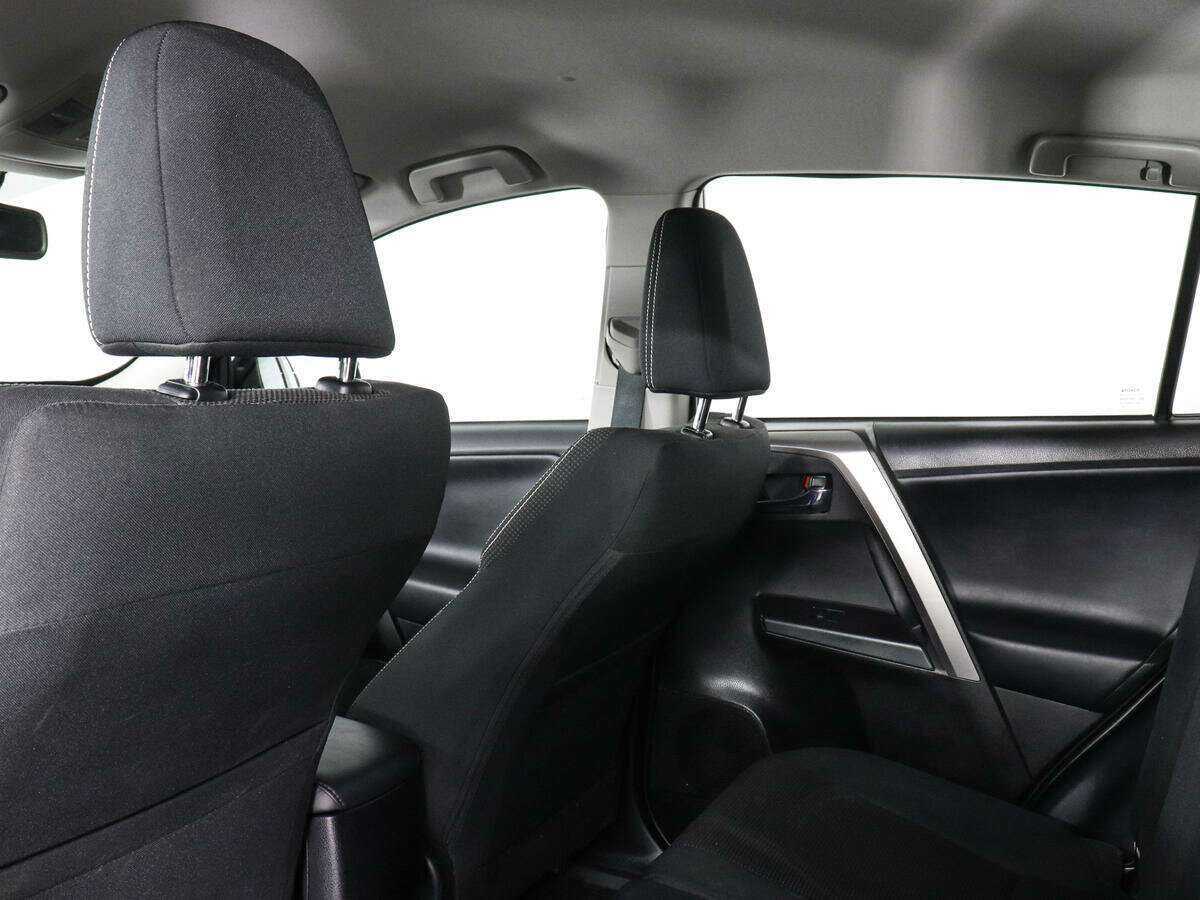 Купить Toyota RAV4, 2019, 45 200 км, фото №12