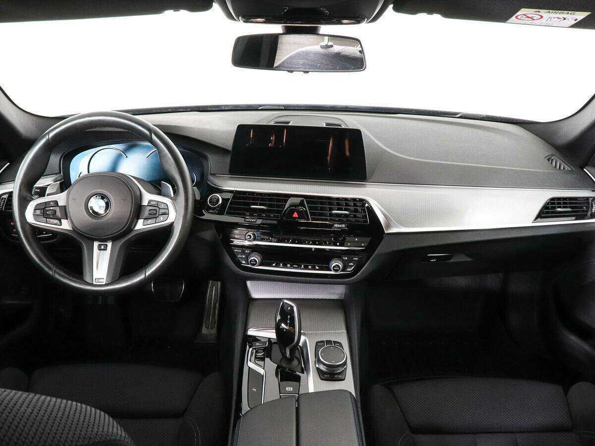 Купить BMW 5 серии 530i xDrive, 2018, 58 669 км, фото №7