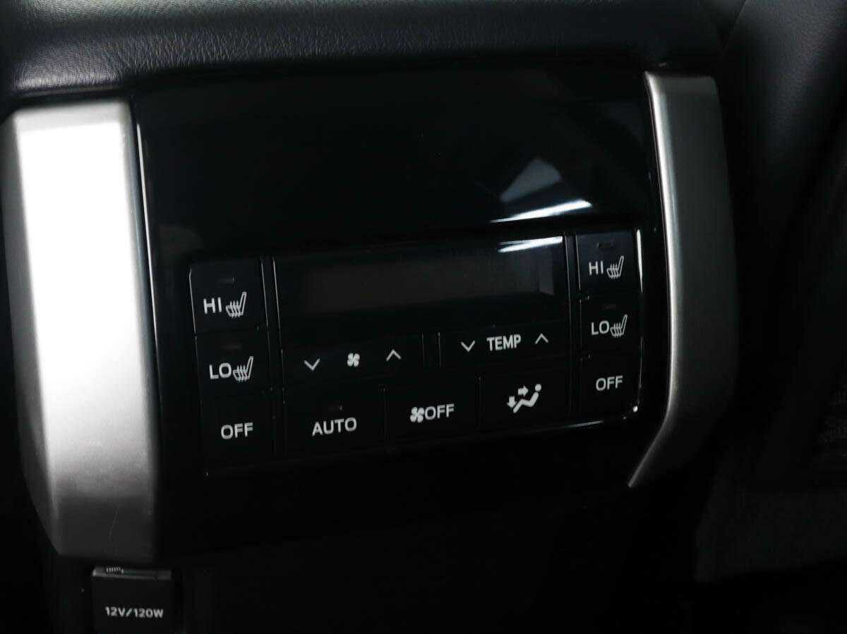 Купить Toyota Land Cruiser Prado, 2019, 71 000 км, фото №14